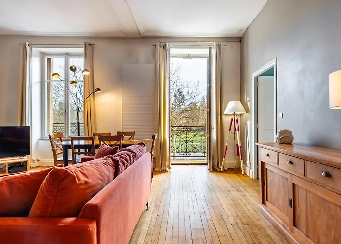 Le Chic D'adam - à Côté Du Parc De La Pépinière * Nancy